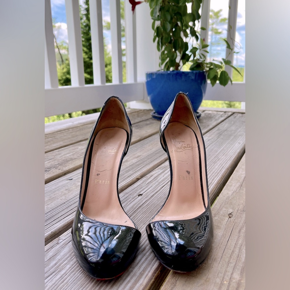 Christian Louboutin Helmour 100 D’Orsay Pumps